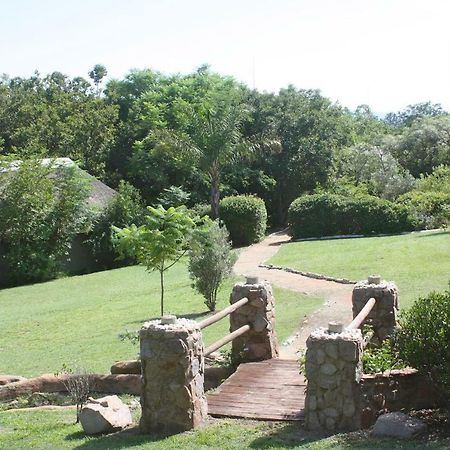 The Nutbush Boma Lodge Hekpoort Bagian luar foto